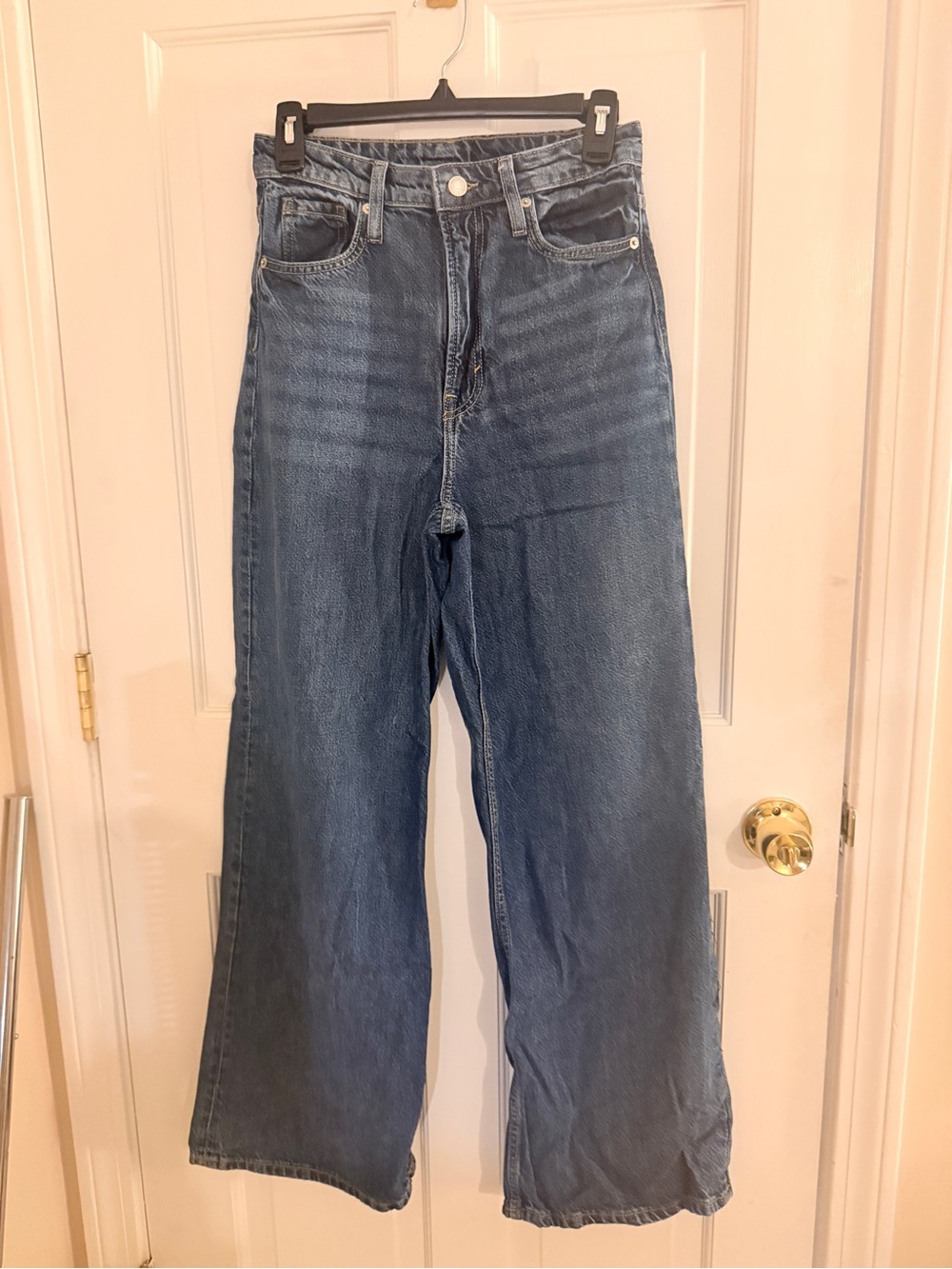 H&M Wide-Leg High-Waist Jeans in Medium Blue